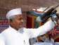 CEOs, banks, firms in list of donors put up on website of Hazare movement